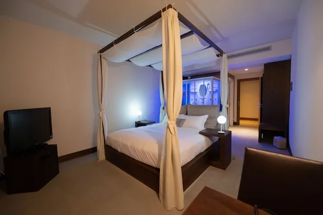 Deluxe, King Bed, Sea View, Sauna، Main Palace Hotel 1/5
