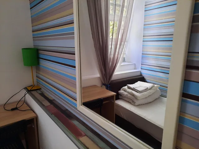 غرفة مفردة، Lorf Hostel&Coffee 2/4