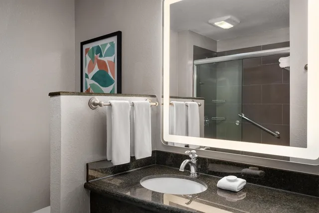 غرفة قياسية بسرير كينج، Hyatt House Fishkill Poughkeepsie 6/8