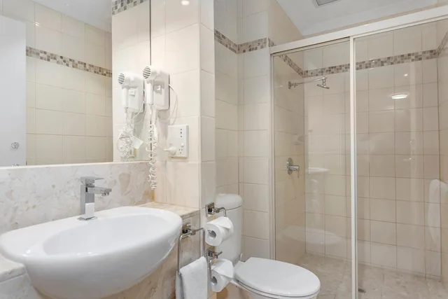 شقة بسرير كينج بغرفتي نوم، CLARION SUITES GATEWAY 7/9