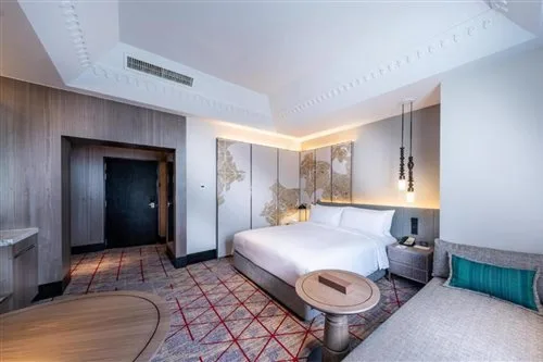 غرفة عائلية بسرير كينج، Doubletree By Hilton Putrajaya Lakeside 2/2