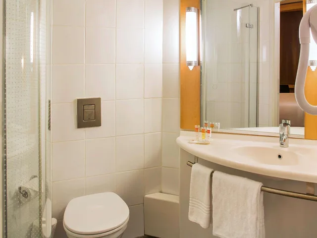 غرفة ثلاثية، Ibis Amsterdam Centre Hotel 7/10