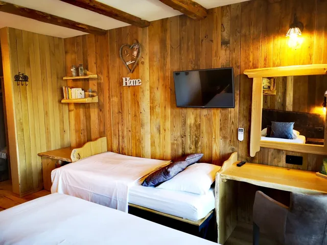 Twin with additional bed، Ribno Alpine Resort 1/2