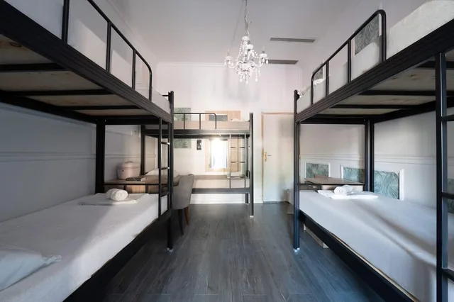 Mixed Dorm, Shared, 6 People, 3 Bunk Beds، Silver Gate Rooms Dioklecijan Palace 2/3