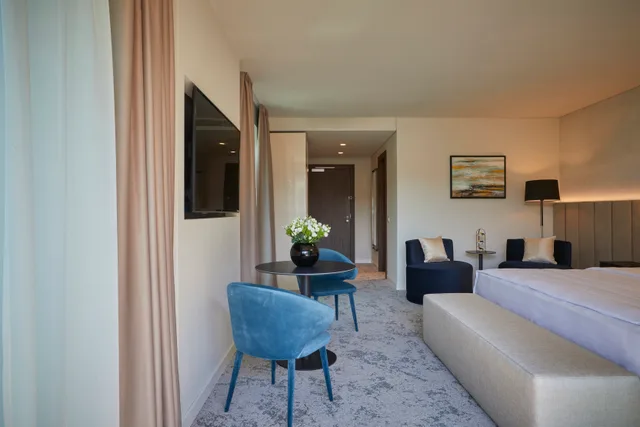 غرفة ديلوكس مع سرير إضافي، Hotel Palace Portoroz 1/3