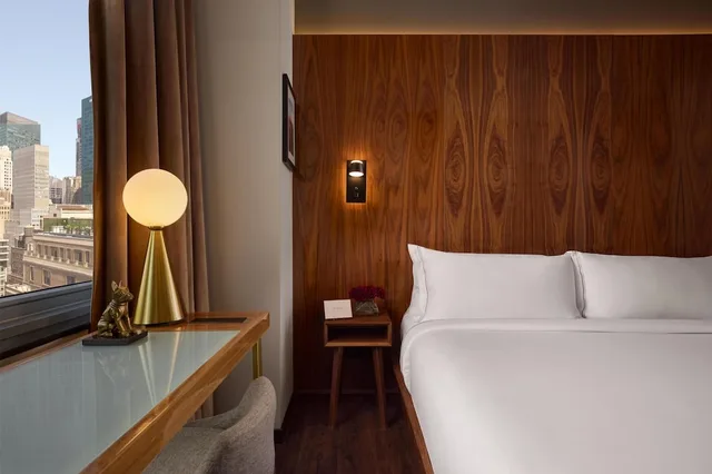 غرفة بسرير كينج في طابق مرتفع، Grayson Hotel in the Unbound Collection by Hyatt 3/5