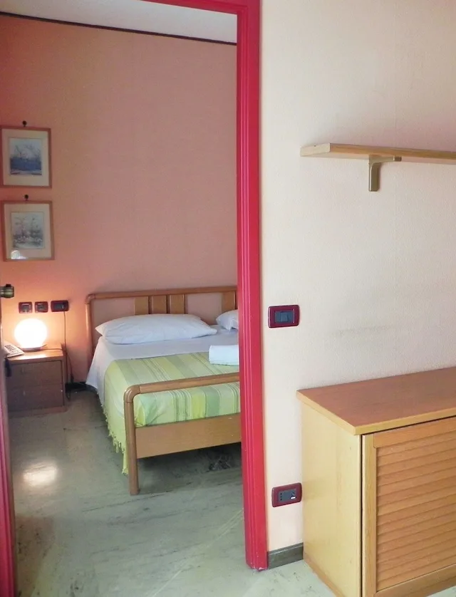 Room, Double Bed, Torreata Hote And Residence 1/7