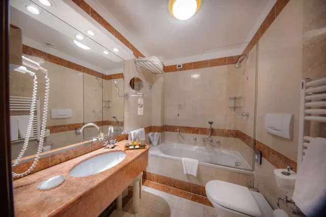 Junior Suite, Deluxe, Canal View, Colombina 3/5