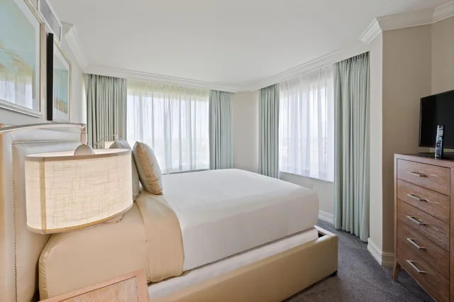 Deluxe, Double Bed, Lateral Side Sea View، MARCO BEACH OCEAN RESORT 8/10