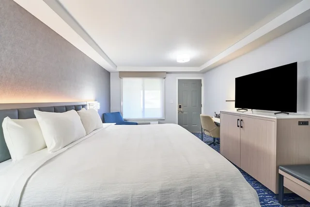غرفة قياسية بسرير كينج، All Seasons Inn And Suites 1/4