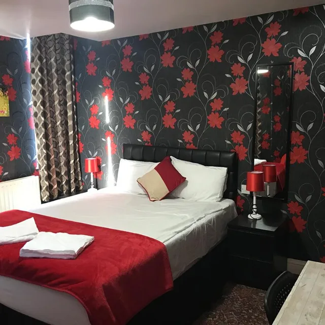 غرفة بسرير مزدوج بحمام خاص، Pacific Inn London Heathrow (ex. Essex Inn Hotel) 1/8