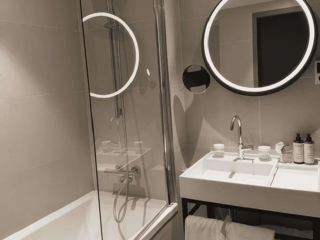 جناح دوبلكس، Mercure Paris 17 Batignolles 2/5