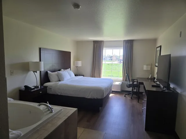 غرفة بسرير كينج، Cobblestone Inn Suites Schuyler Ne 6/9