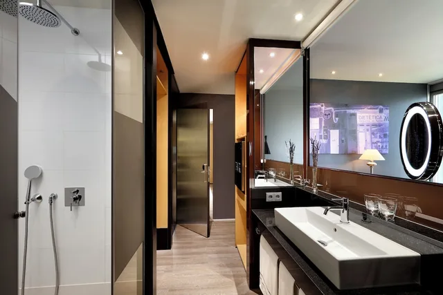 Melia, Twin Beds, MELIA BARCELONA SKY 5/7