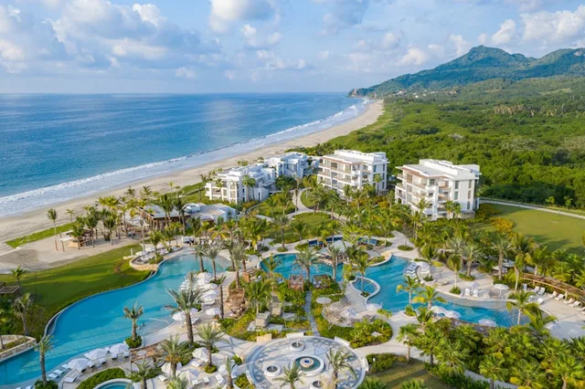 Conrad Punta De Mita، Bucerias 42/50