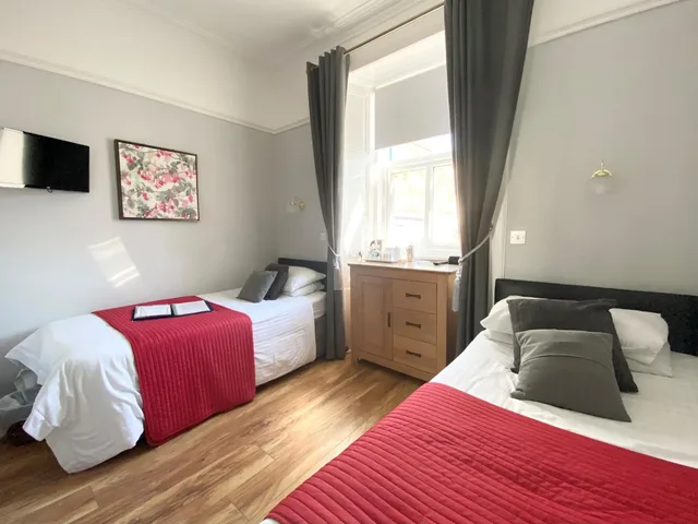 غرفة بسريرين منفصلين، Daviot House 1/1