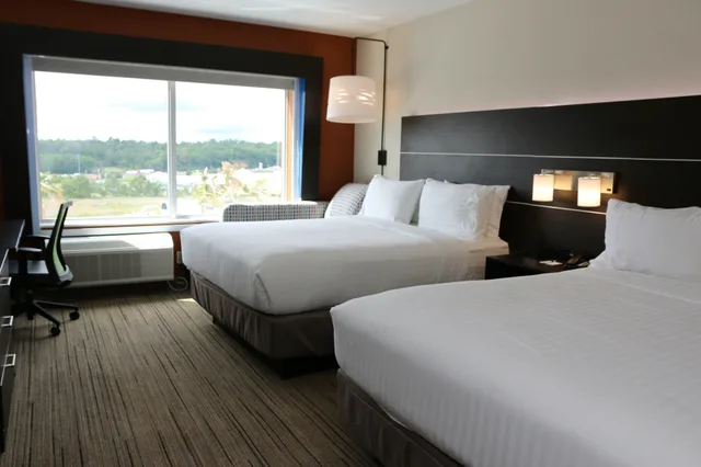 غرفة قياسية بسريرين كوين لذوي الإعاقة، Holiday Inn Express Suites Alabaster 1/1