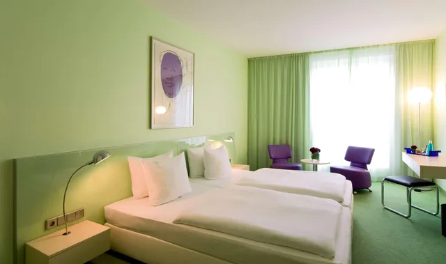 غرفة قياسية، Park Plaza Berlin 2/4