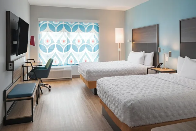 غرفة بسريرين كوين لذوي الإعاقة، Tru by Hilton Spring Hill 1/2