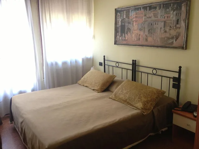 Room, Double Bed, External Bathroom، HOTEL AGLI ARTISTI 1/3