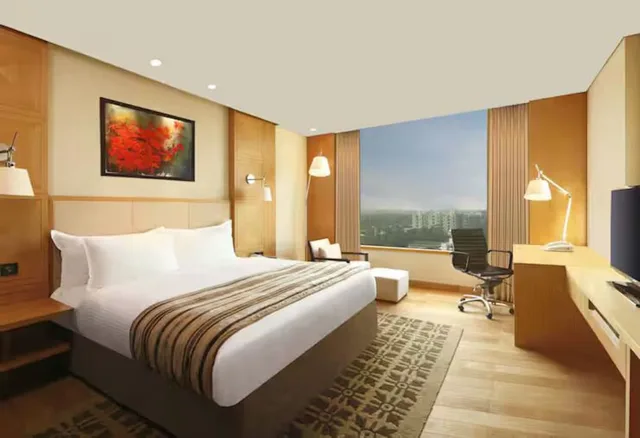جناح رئاسي بسرير كينج مع دخول الصالة، Doubletree By Hilton Pune - Chinchwad 1/5