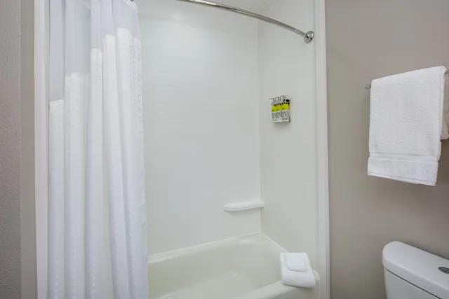 جناح استوديو بسرير كينج، Holiday Inn Express Hotel & Suites Surprise 2/2