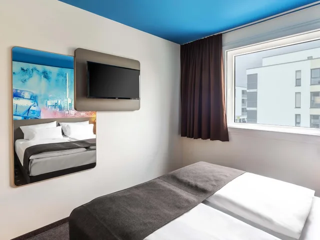 غرفة قياسية مفردة بسريرين منفصلين، B&B Hotel Wolfsburg-Weyhausen 1/1