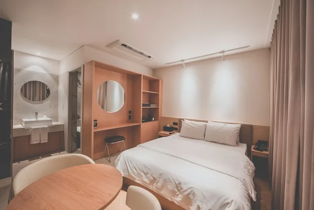 Premium, Queen Bed, Hotel Insomnia 2/10