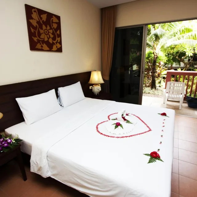غرفة ديلوكس بسرير مزدوج أو سريرين منفصلين بشرفة، Kata Sea Breeze Resort 3/10