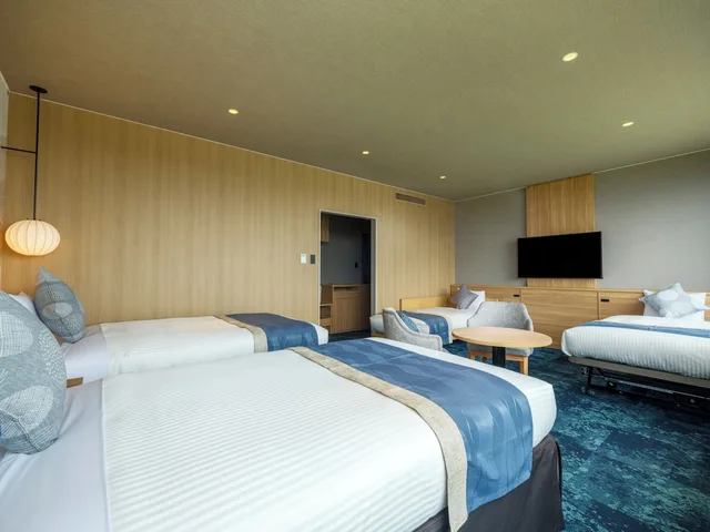غرفة عائلية رباعية بأربعة أسرّة بحمام خاص، KAMENOI HOTEL Oarai 1/2