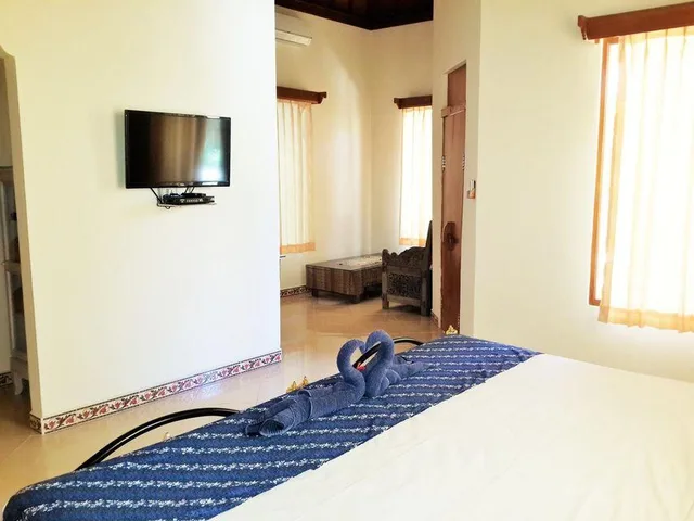 Standard, Geringsing Bungalows 2/2