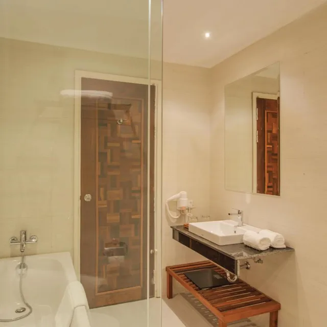 جناح بشرفة، Sokha Palace Siem Reap Hotel 9/9