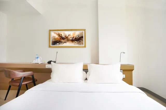 Superior, Double or Twin Bed, Smoking, LAMORA Kota Lama Surabaya 2/3