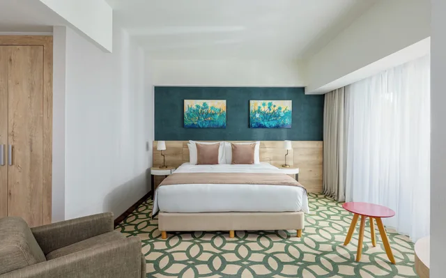 غرفة عائلية بسرير كينج بشرفة، Lankaran Springs Wellness Resort 2/3