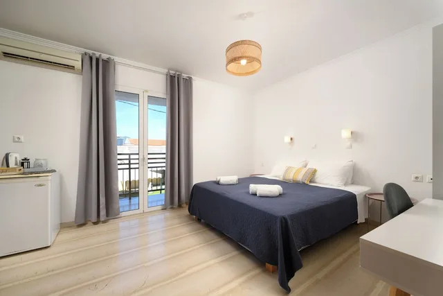 Superior, Studio, Double Bed, Pool View, Aquarius Beach Aparthotel 2/7