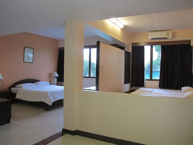 غرفة سوبيريور عائلية بسريرين منفصلين، Mae Pim Resort Hotel 2/3