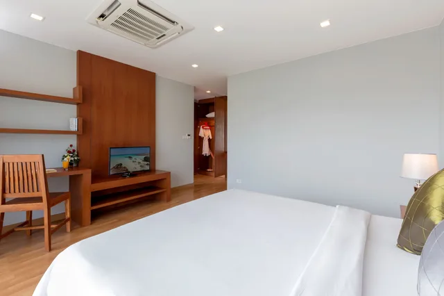 Penthouse Suite, King and Twin Beds, Private Pool، Elite Suites Patong 6/10