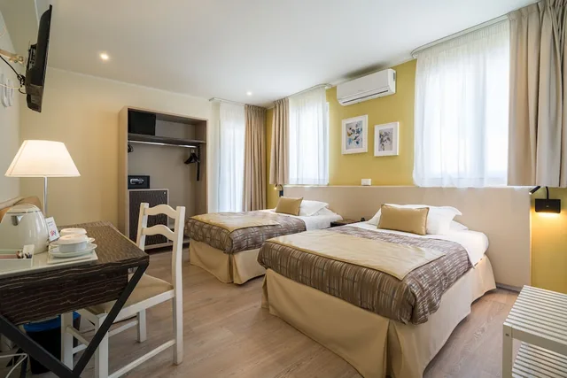 Family, Twin Beds, 2 French Beds، Hotel Rivage Taormina 4/6