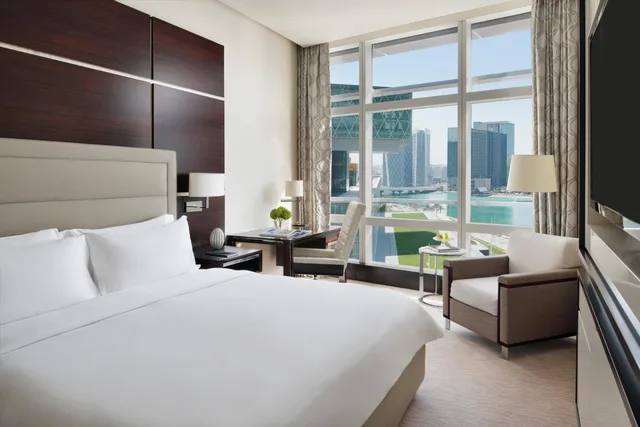 جناح عائلي، Rosewood Abu Dhabi 1/6