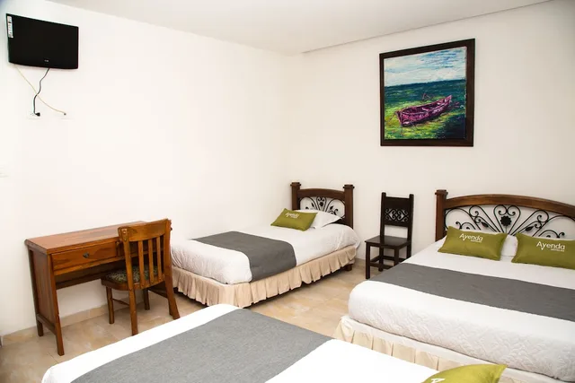 غرفة قياسية ثلاثية بسرير مزدوج وسرير فردي، Casa Polty 2/2