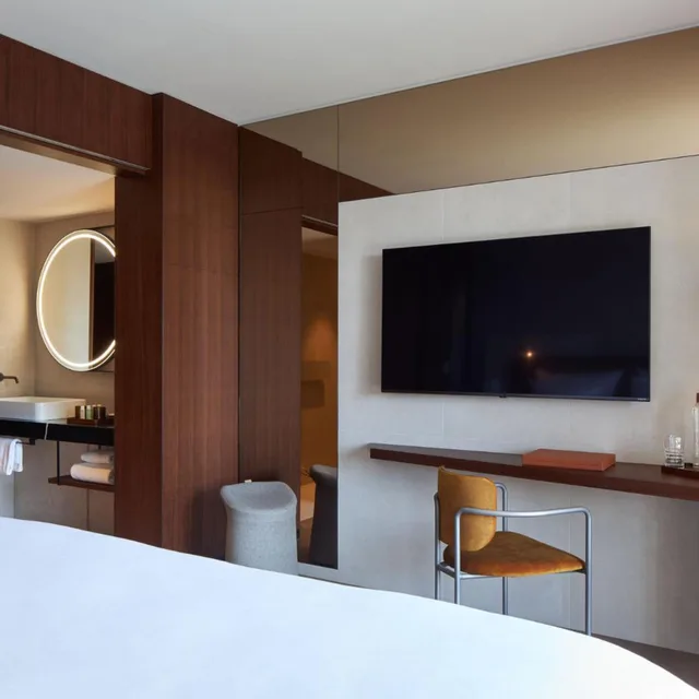 غرفة سوبيريور بسرير كينج بشرفة، L Esquisse Hotel & Spa Colmar - MGallery Collection 4/7