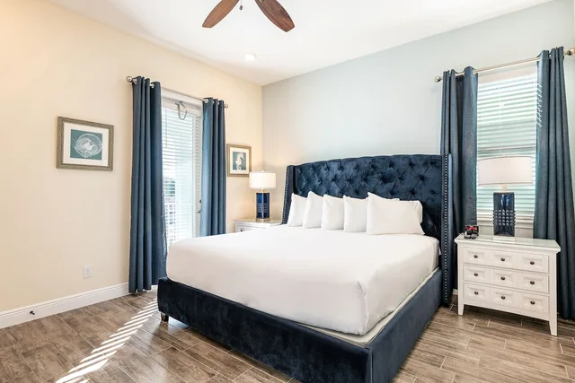 كوخ إليت بسريرين كوين وسريرين كينج بـ6 غرف نوم، Margaritaville Cottages Orlando with H2O Waterpark by Rentyl 1/6