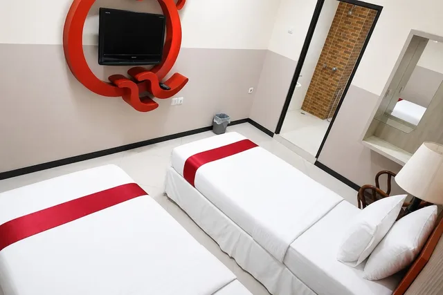 غرفة قياسية بسريرين منفصلين، Queen City Hotel 7/10