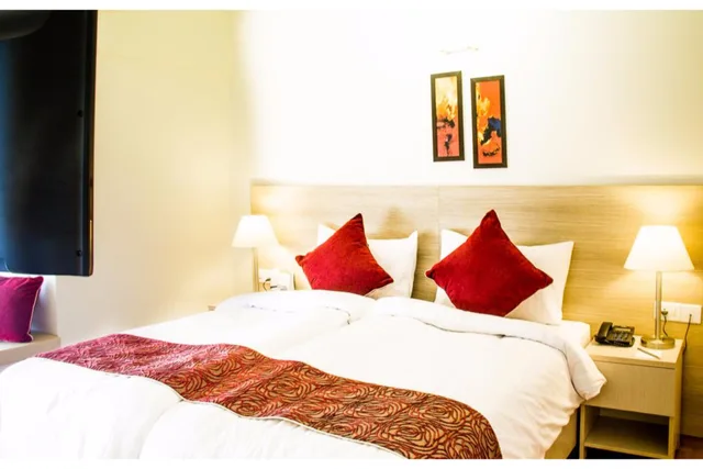 استوديو بريميوم بسرير مزدوج بشرفة بمطبخ صغير، Starlit Suites 1/3
