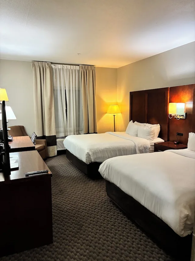 غرفة قياسية بسريرين كوين، Comfort Inn & Suites Sterling CO 1/7