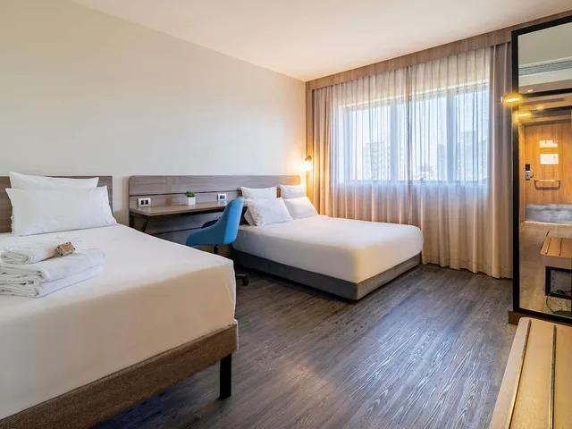 غرفة بسرير مزدوج وسرير فردي لذوي الإعاقة، Novotel Sorocaba 2/6
