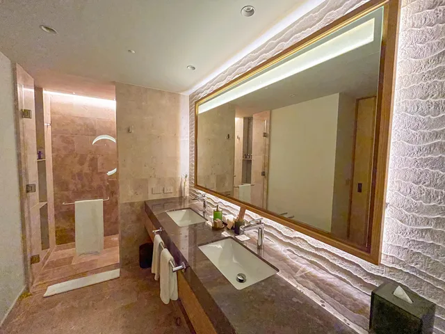جناح جونيور بسرير مزدوج بإطلالة على البحر، Haven Riviera Cancun Resort & Spa All Inclusive - Adults Only 2/3