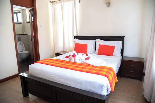 غرفة تنفيذية بسريرين كوين بغرفتي نوم، FEDHA RESIDENCES 1/10