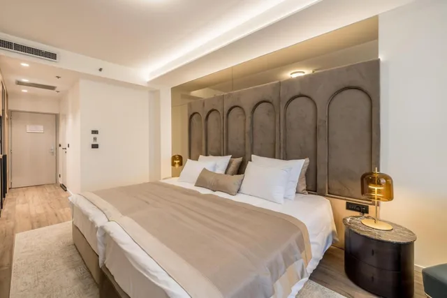 Vip, Suite، Atrium Hotel 2/10