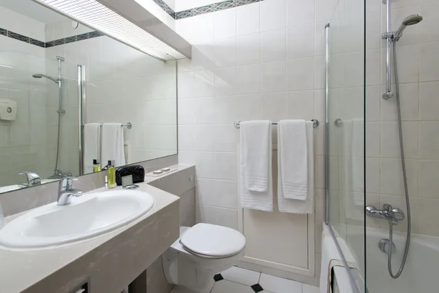 غرفة ثلاثية بثلاثة أسرّة، Globales Post Hotel Wellness 4/7